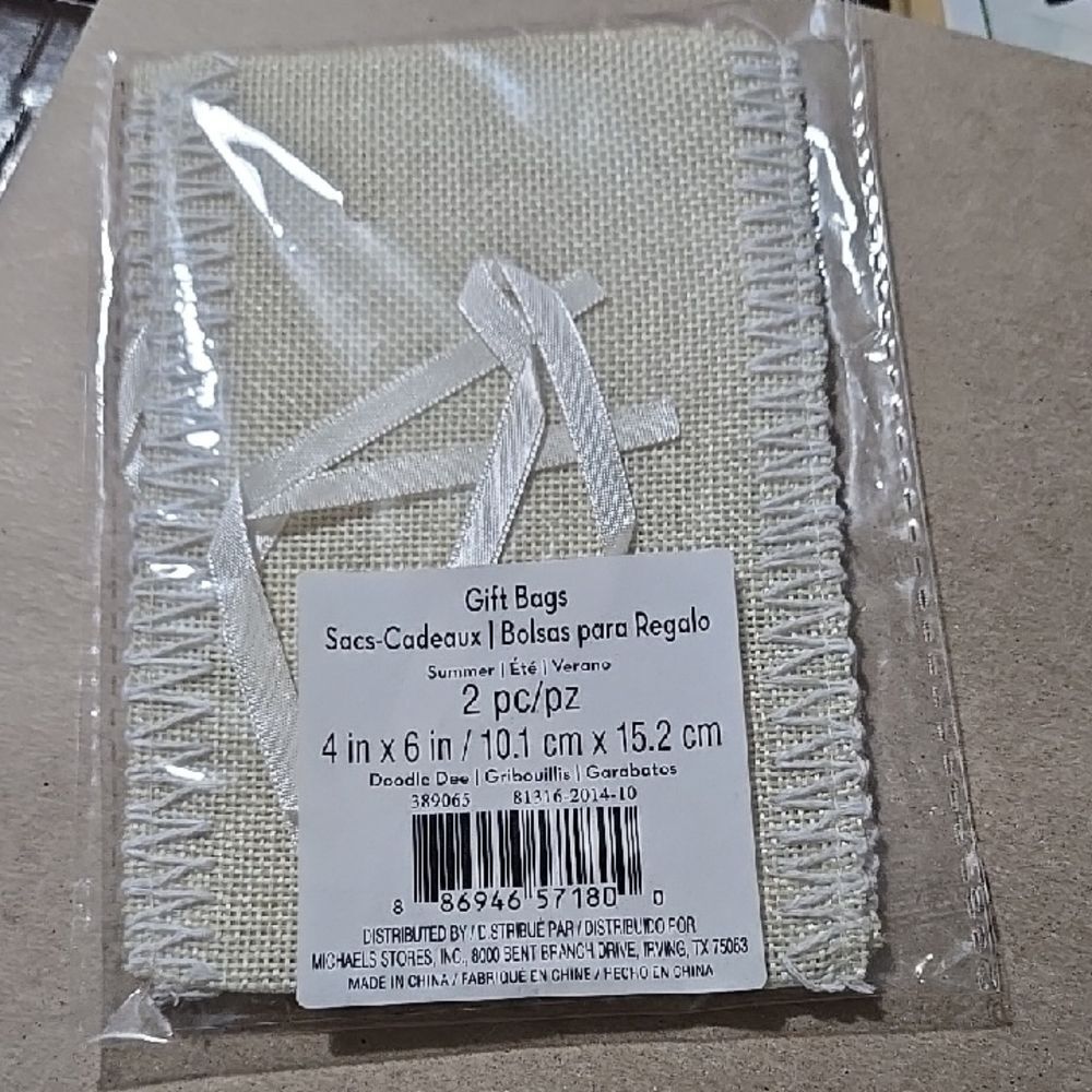 small gift bags  Sacs 2 Pc Michaels Stores, Inc.